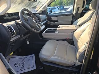Certified 2025 Ford Expedition Max Active AWD/4WD image 10