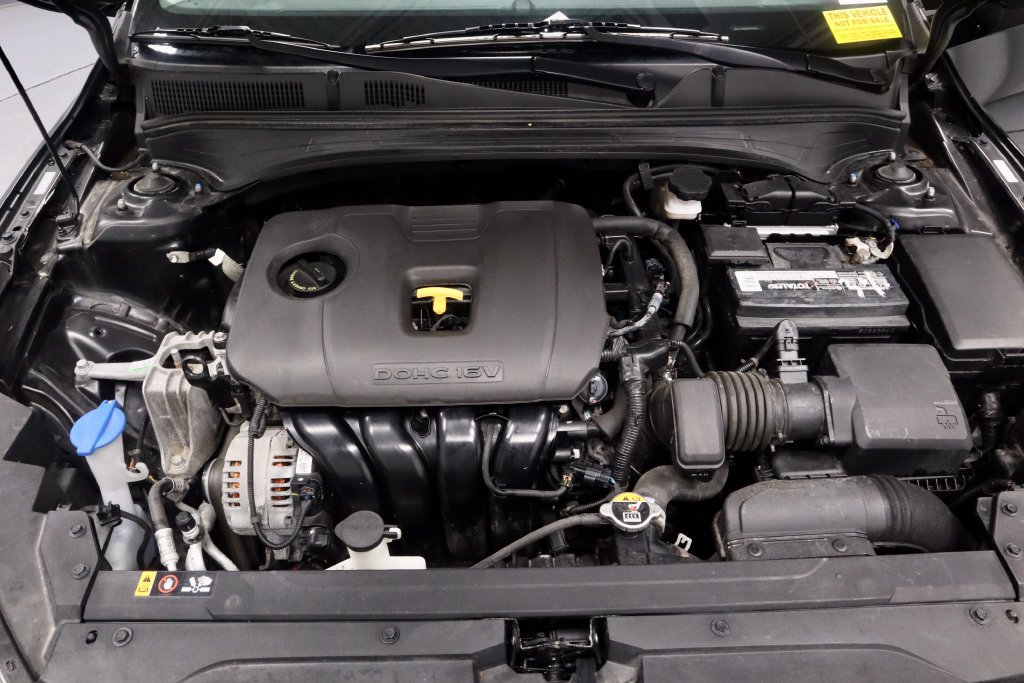 Used 2024 Kia Forte LXS w/ LXS Technology Package FWD image 16