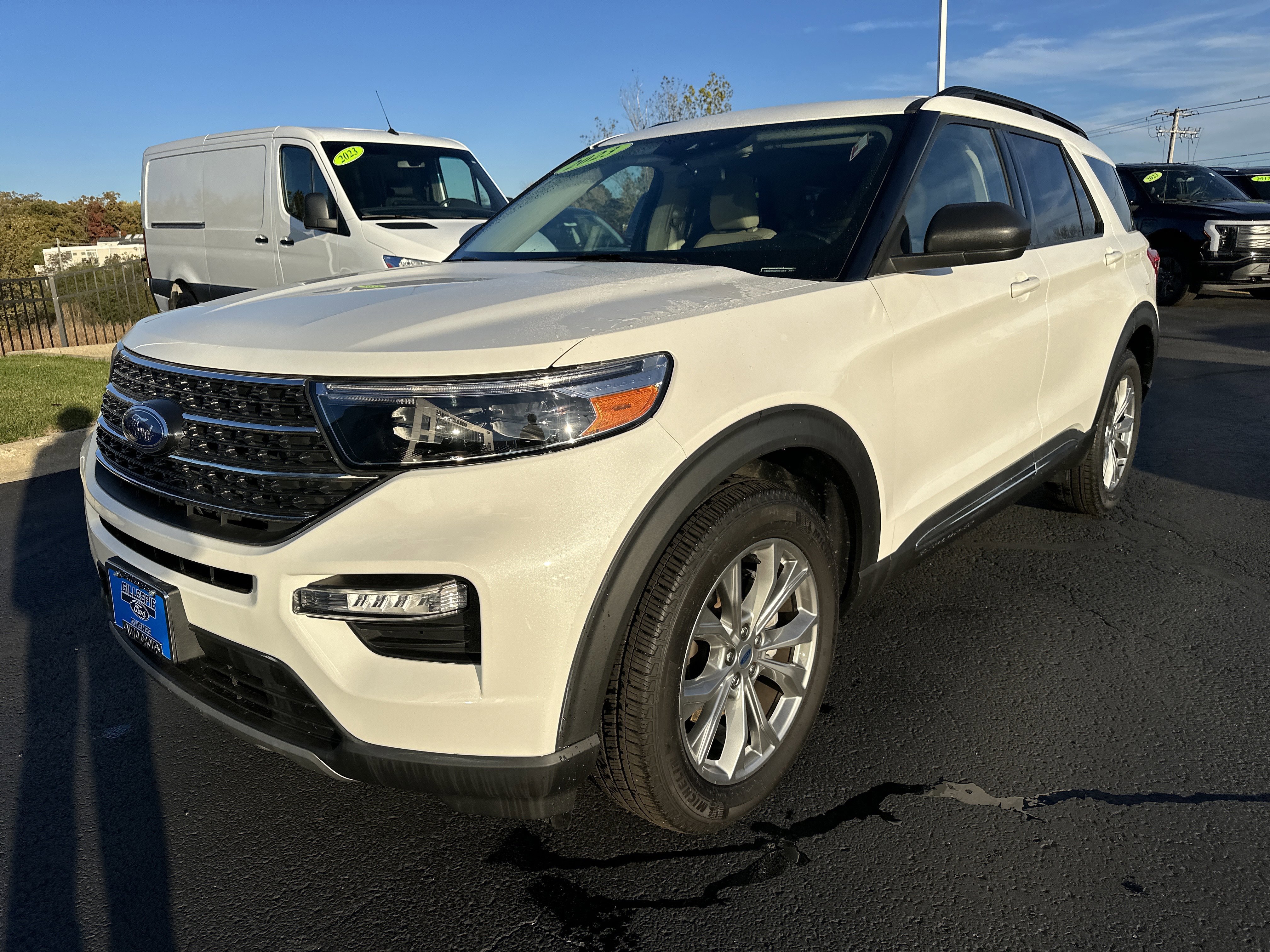 Certified 2023 Ford Explorer XLT w/ Equipment Group 202A image 7