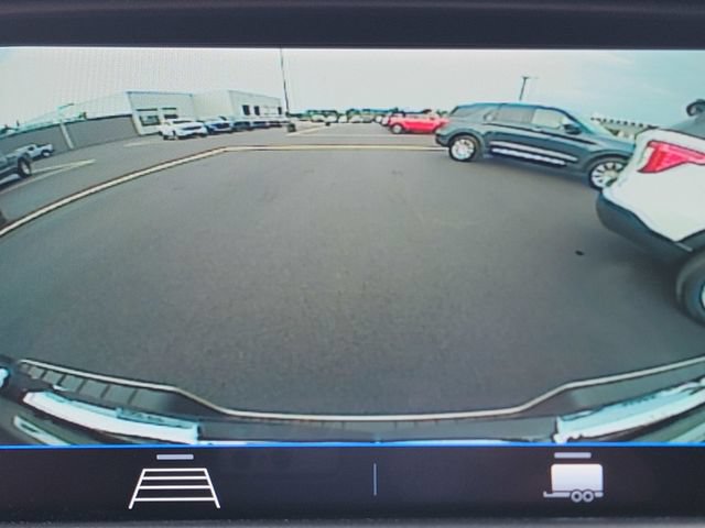 Used 2022 GMC Canyon Elevation w/ Driver Alert Package AWD/4WD image 5