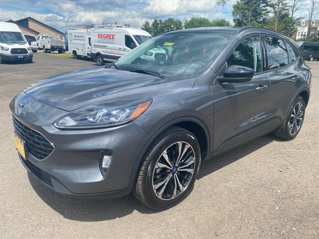 Certified 2022 Ford Escape SEL w/ SEL Stealth AWD Package image 3