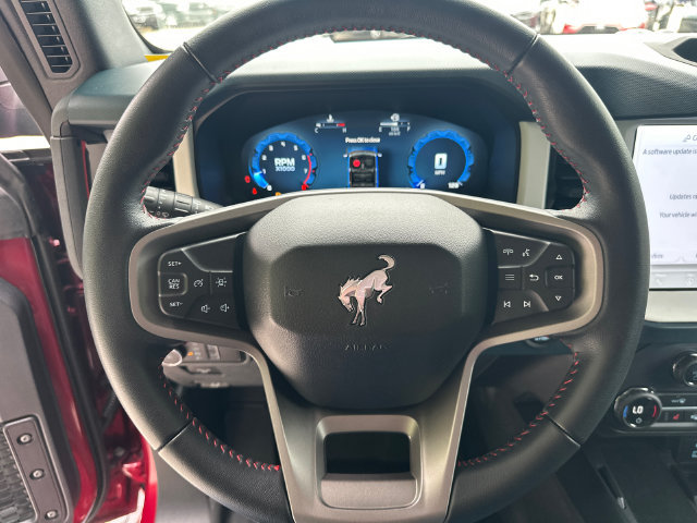 Certified 2025 Ford Bronco Heritage Edition AWD/4WD image 30