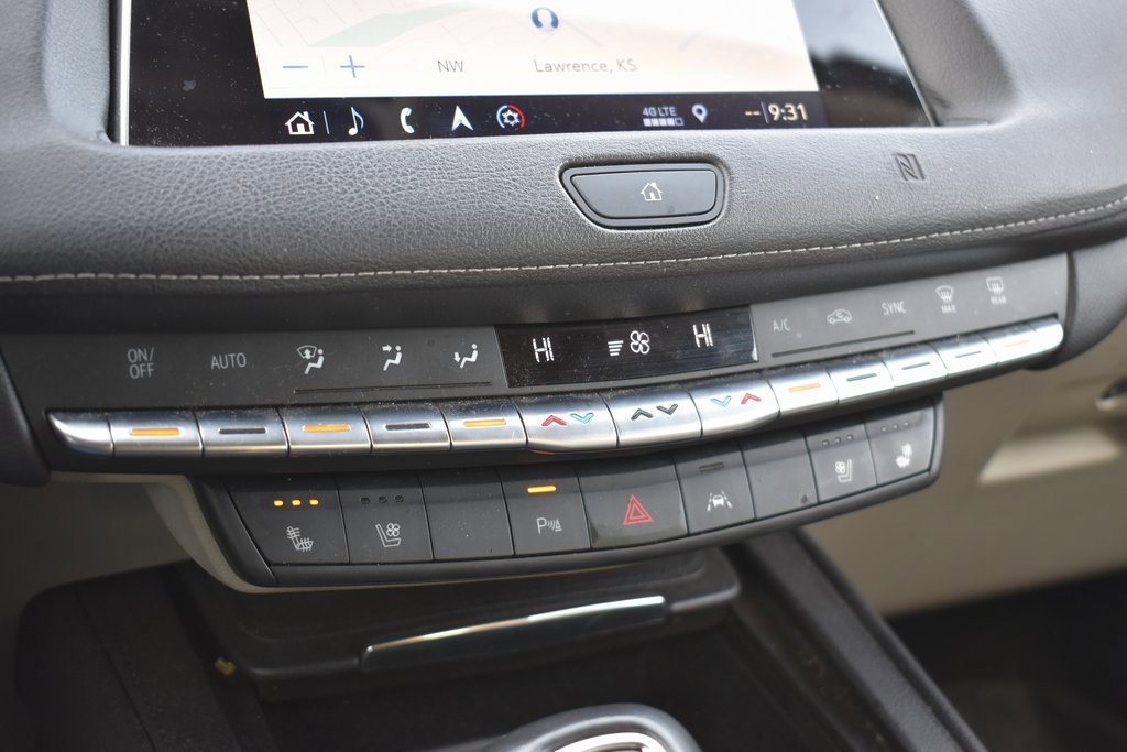 Used 2019 Cadillac XT4 Premium Luxury image 12