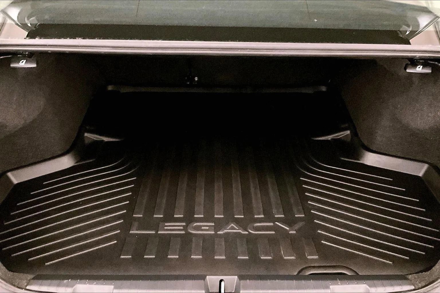 Used 2024 Subaru Legacy Limited image 34