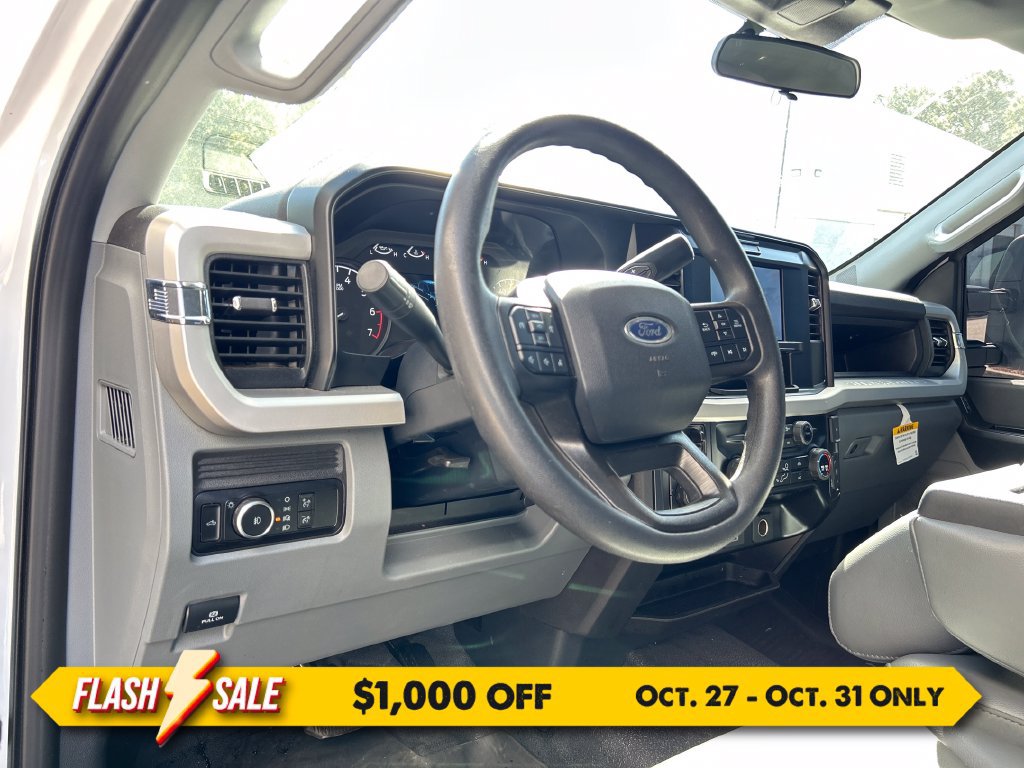Certified 2026 Ford F250 XL w/ XL Chrome Package AWD/4WD image 10