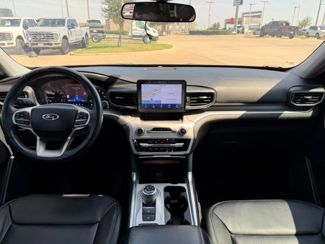 Certified 2023 Ford Explorer XLT w/ Equipment Group 202A RWD image 24