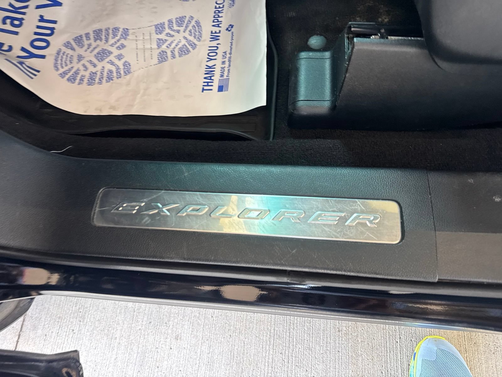 Certified 2018 Ford Explorer Limited w/ Equipment Group 301A AWD/4WD image 26