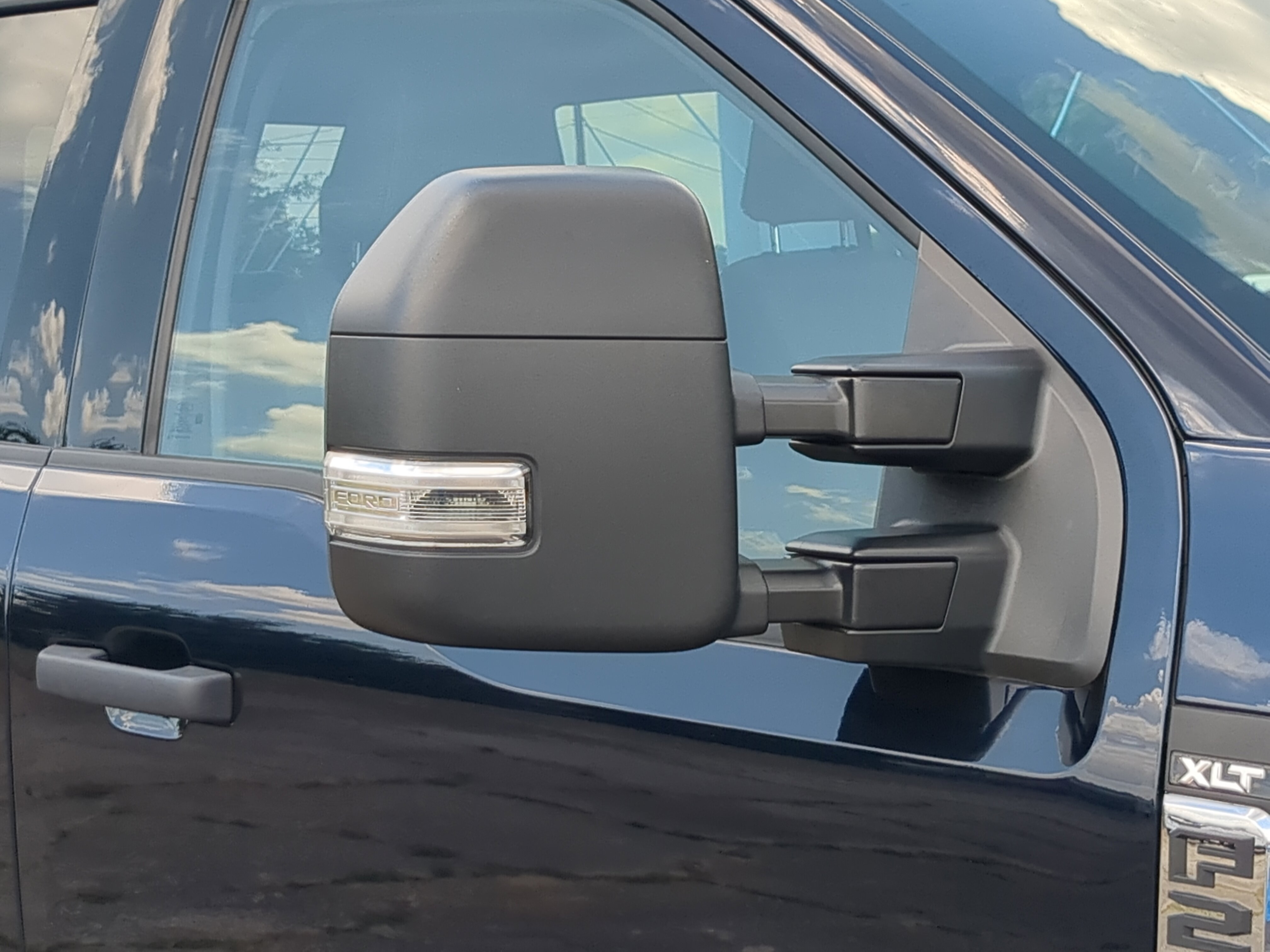 Certified 2025 Ford F250 XLT AWD/4WD image 10