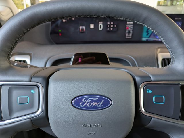 Certified 2025 Ford Expedition Max Active image 28