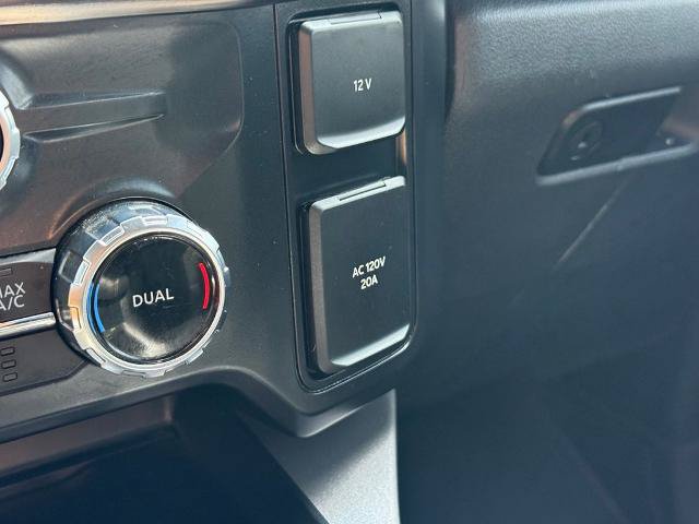 Certified 2024 Ford F250 Lariat w/ Sport Appearance Package AWD/4WD image 29