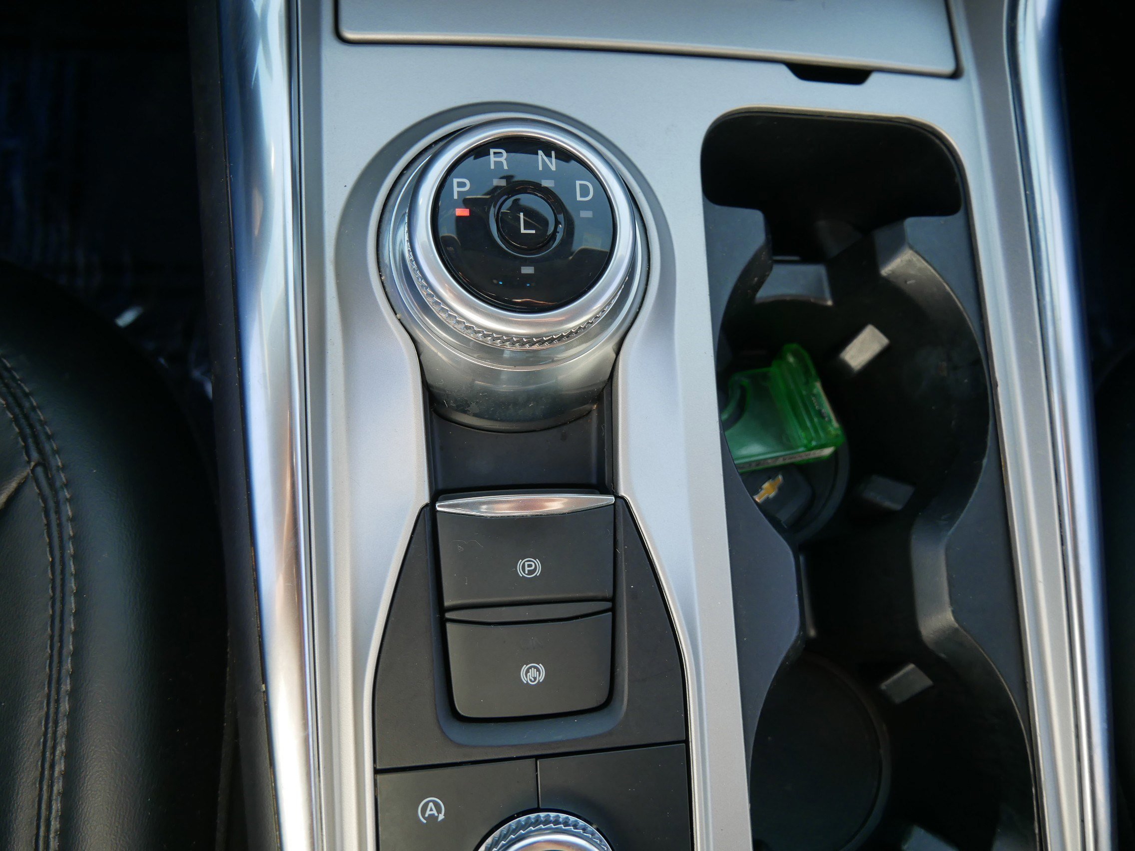 Certified 2024 Ford Explorer XLT w/ Equipment Group 202A image 24