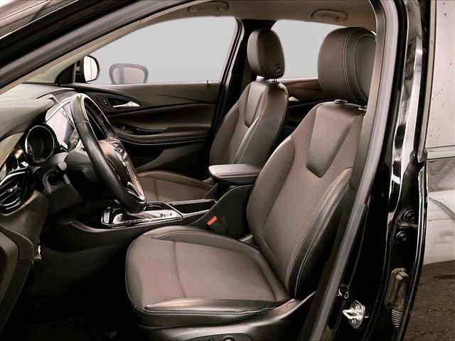 Used 2023 Buick Encore GX Preferred w/ Cold Weather Comfort Package FWD image 24