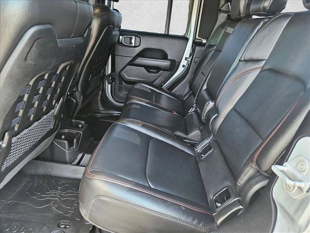 Used 2023 Jeep Gladiator Rubicon w/ Cold Weather Group AWD/4WD image 19
