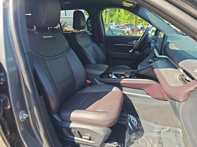 Certified 2025 Ford Explorer Platinum w/ LUX Leather Package AWD/4WD image 10