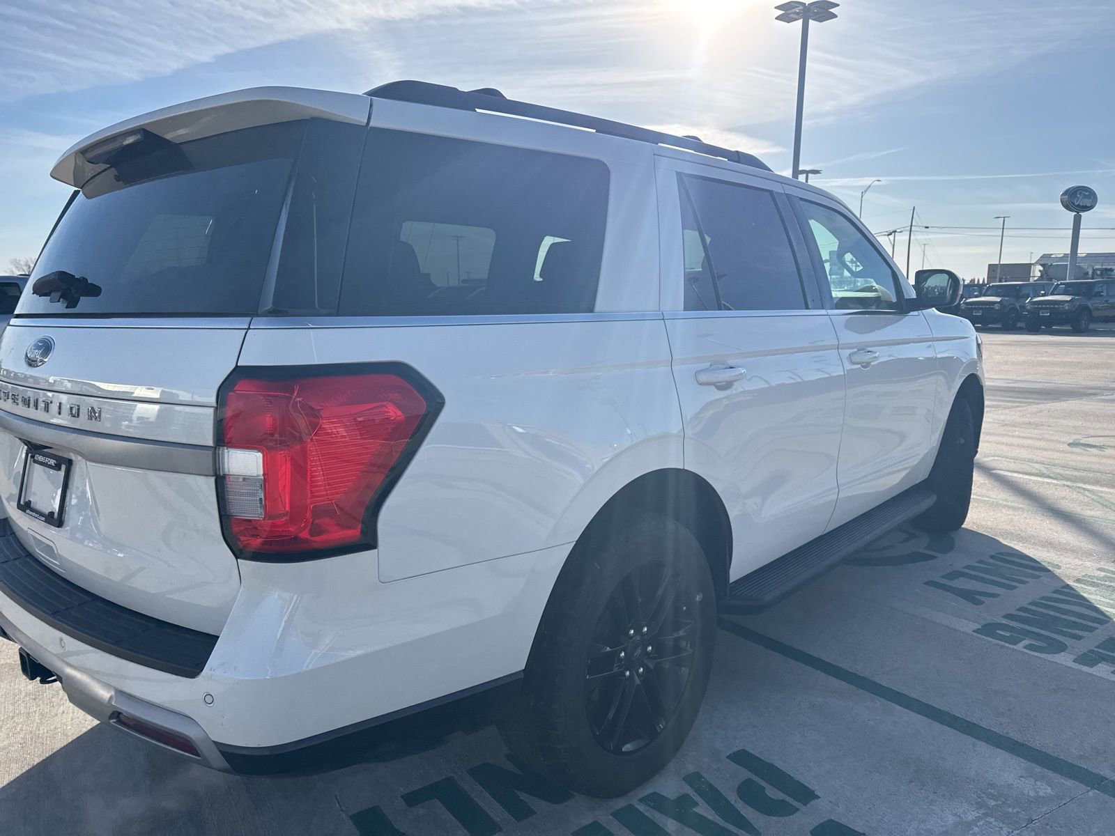 Certified 2024 Ford Expedition XLT image 3