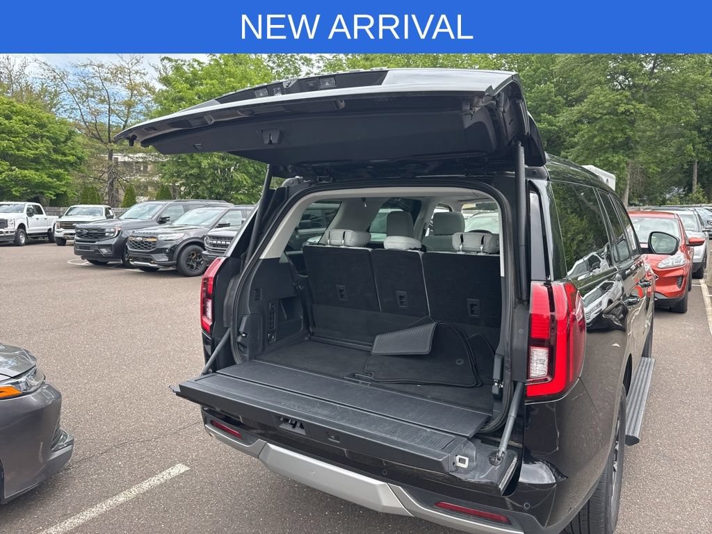 Certified 2025 Ford Expedition Platinum AWD/4WD image 29