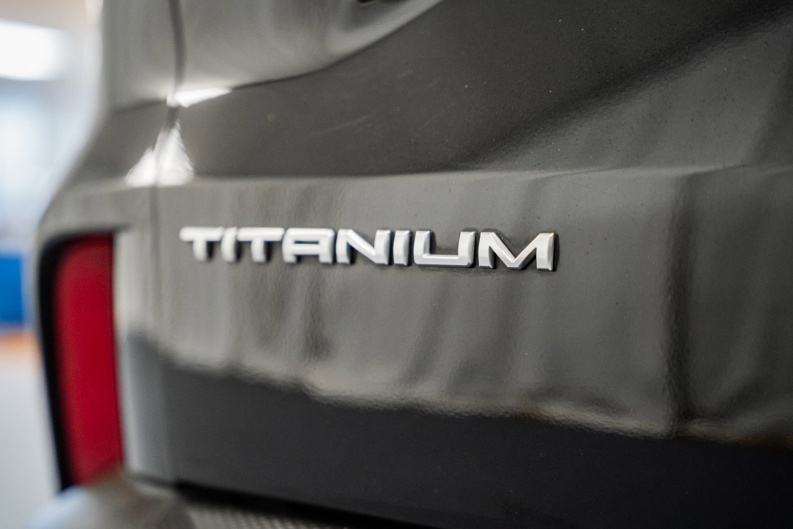 Certified 2022 Ford Escape Titanium image 18