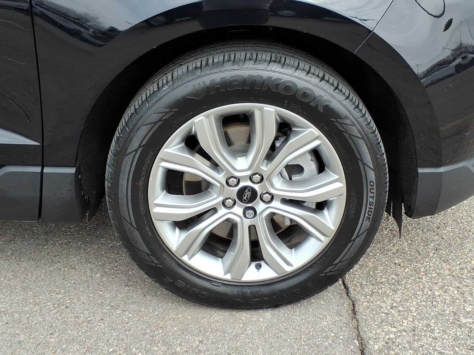 Certified 2024 Ford Edge Titanium image 10