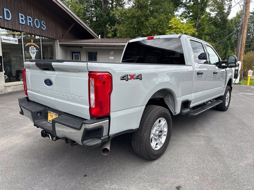 Certified 2025 Ford F250 XLT w/ Snow Plow Prep Package AWD/4WD image 5