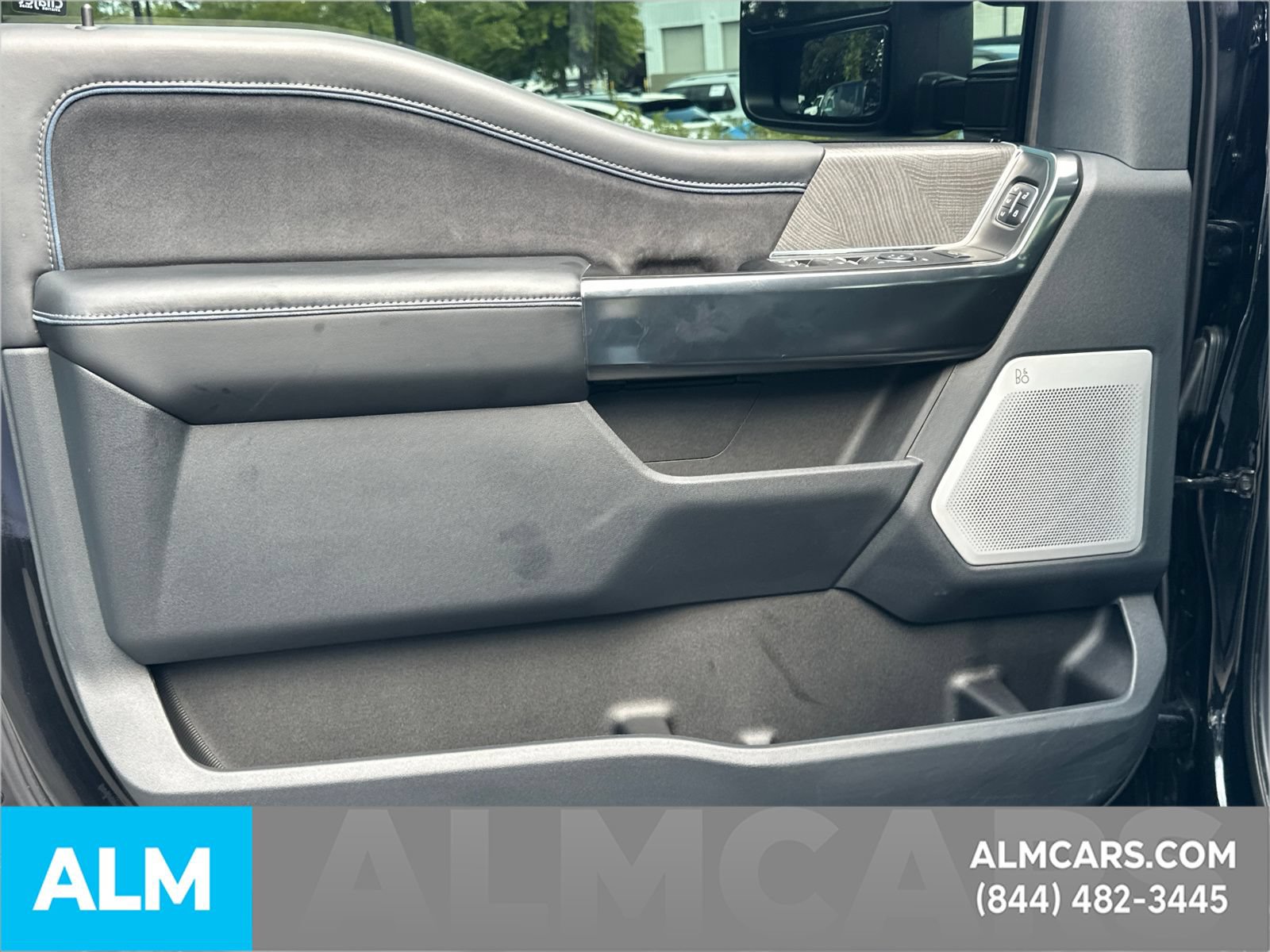 Certified 2025 Ford F250 Platinum AWD/4WD image 11