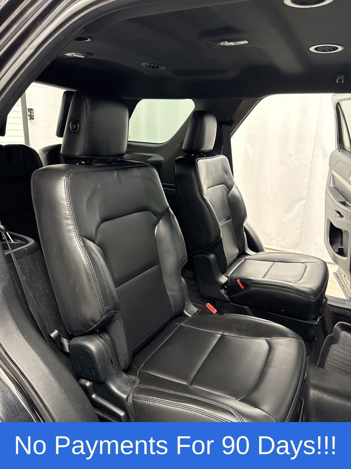 Certified 2019 Ford Explorer XLT w/ Equipment Group 202A image 30