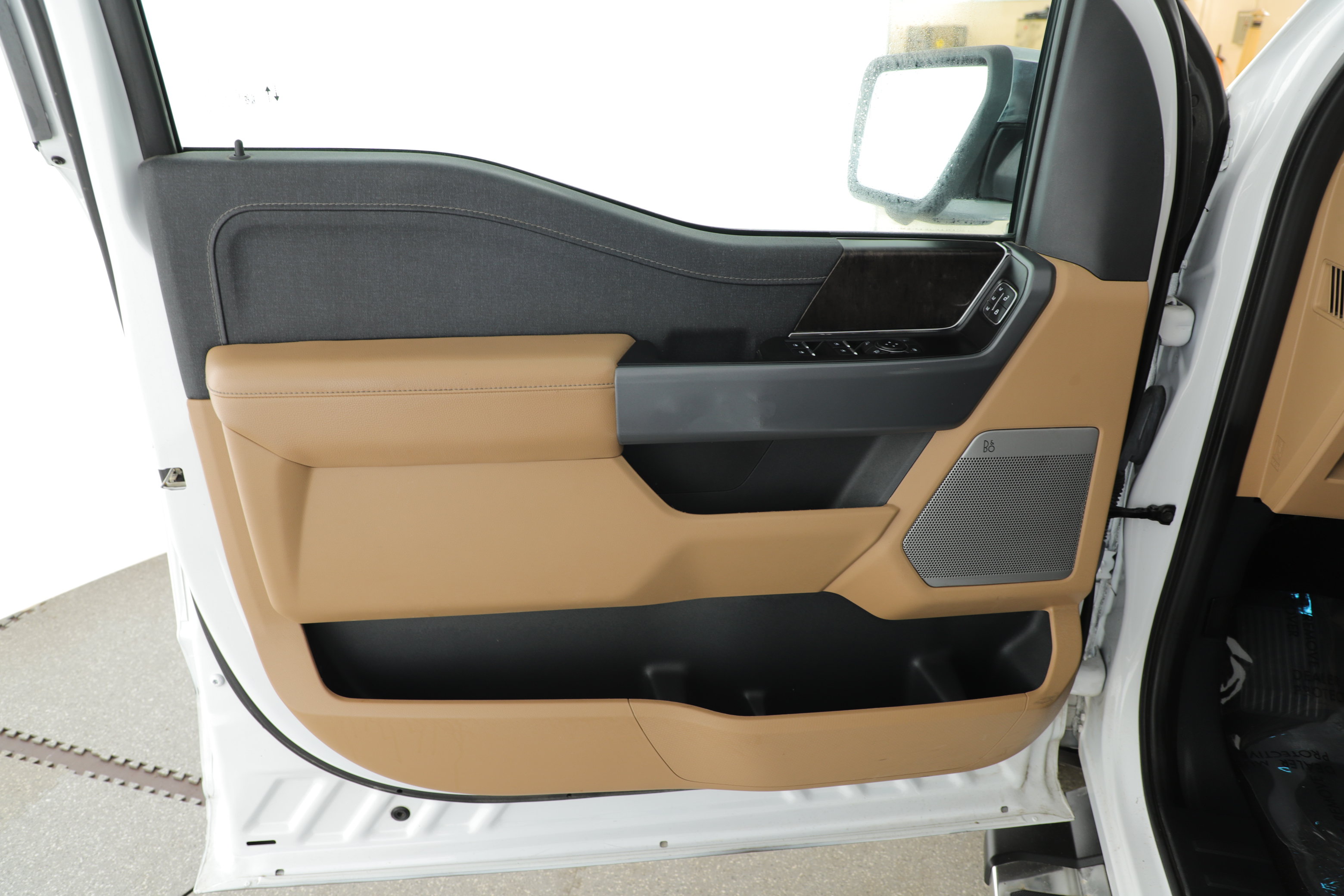 Certified 2022 Ford F150 Lariat RWD image 10