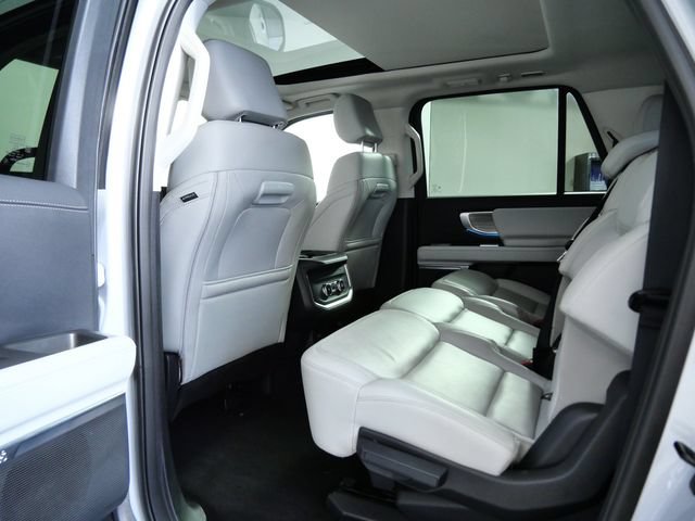 Certified 2025 Ford Expedition Max Platinum AWD/4WD image 13