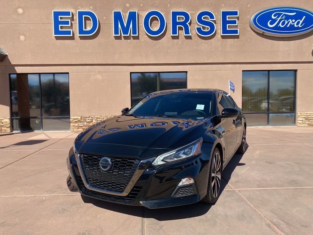 Used 2021 Nissan Altima 2.5 SR w/ SR Premium Package