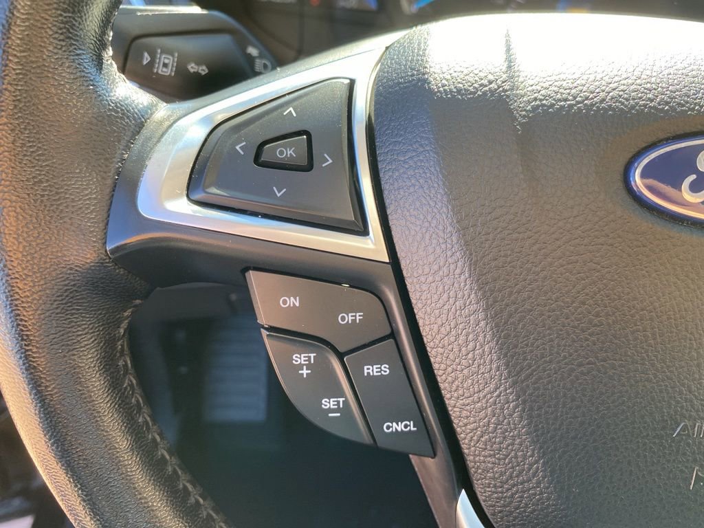 Certified 2022 Ford Edge Titanium image 26