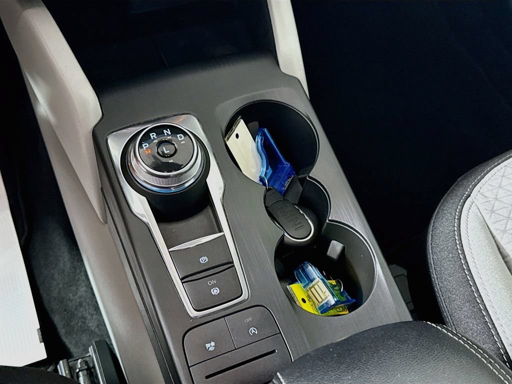 Certified 2024 Ford Escape Active w/ Cold Weather Package FWD image 16