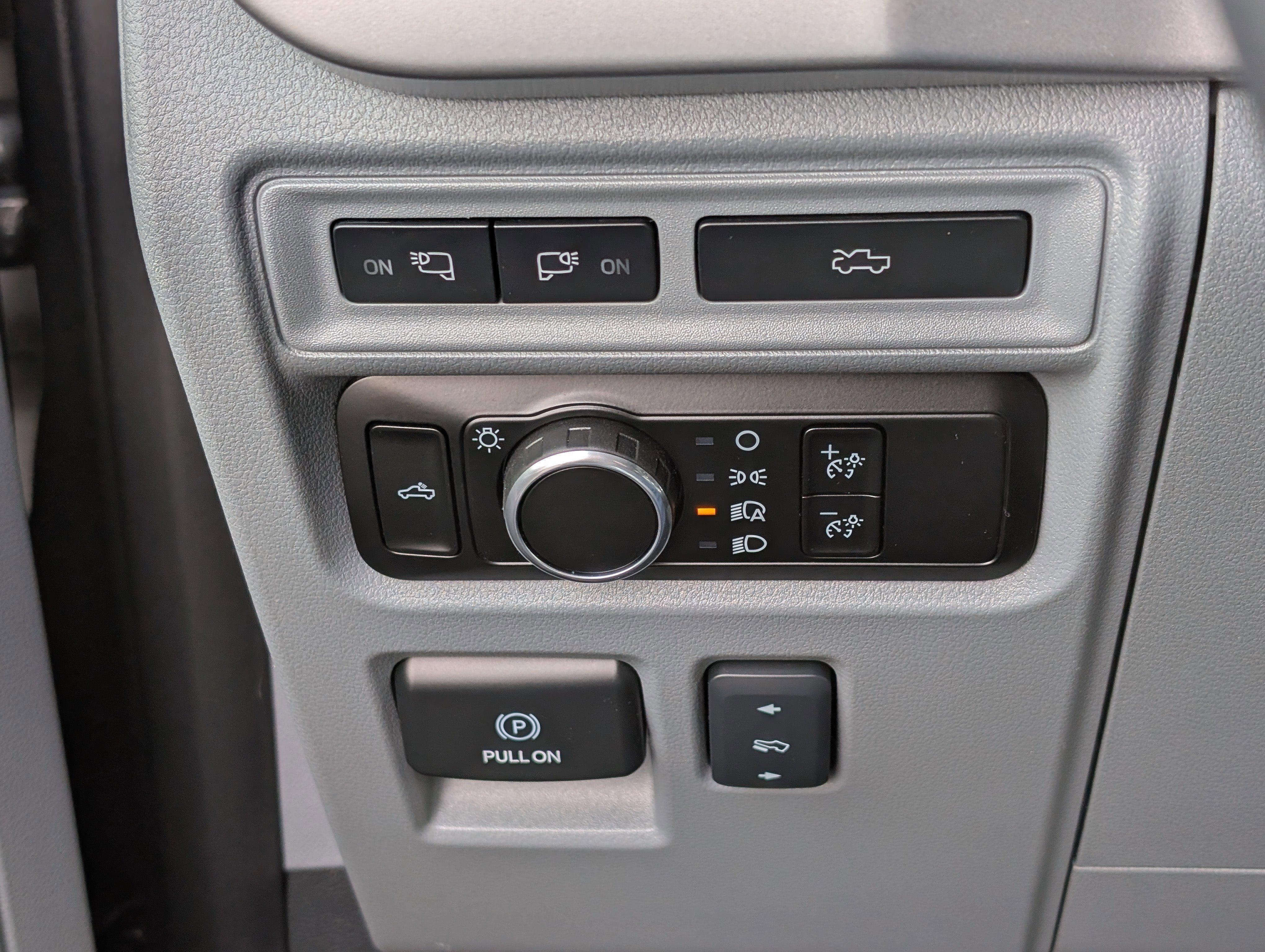 Certified 2023 Ford F150 Lightning XLT image 24