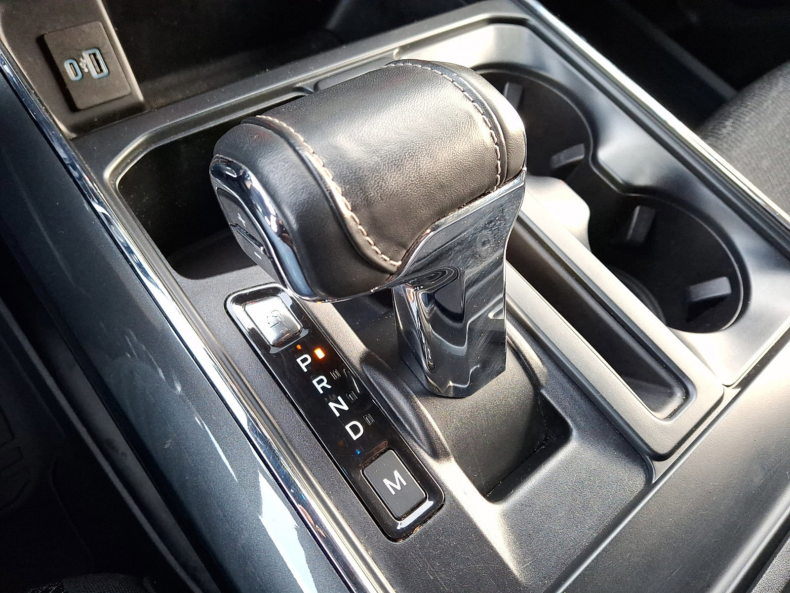 Certified 2022 Ford F150 XLT w/ Equipment Group 302A High image 14