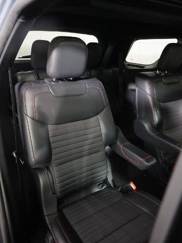 Certified 2025 Ford Explorer ST-Line w/ Premium Package AWD/4WD image 10