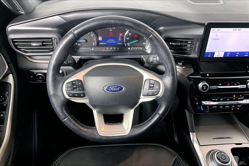 Certified 2023 Ford Explorer Limited RWD image 5