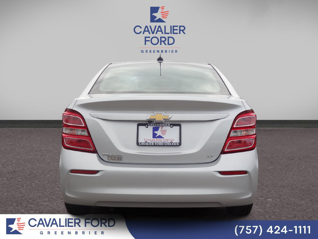 Used 2018 Chevrolet Sonic LT w/ Convenience Package FWD image 3