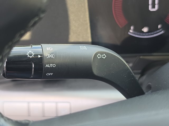 Used 2026 Hyundai Kona SEL Sport FWD image 26