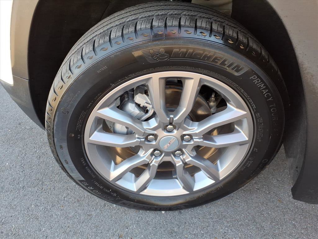 Used 2022 GMC Terrain SLT image 9