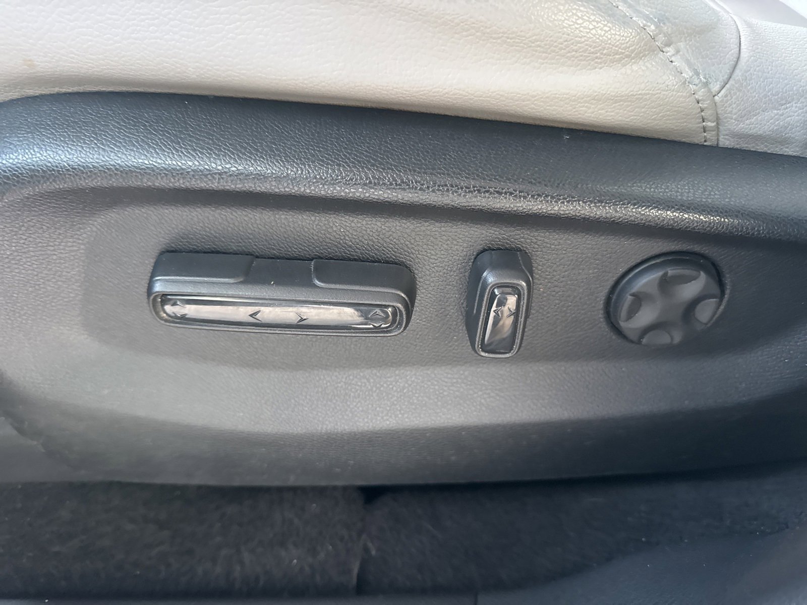 Used 2018 Honda CR-V Touring image 22