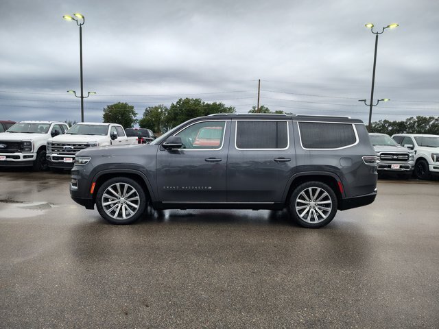 Used 2023 Jeep Grand Wagoneer Series II AWD/4WD image 5