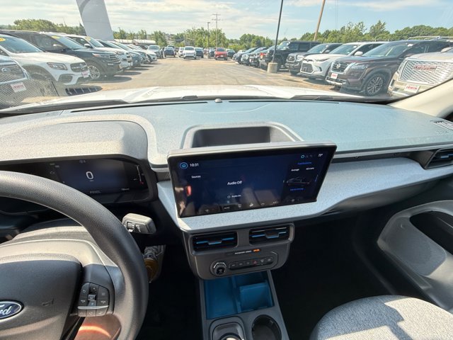 Certified 2025 Ford Maverick XLT FWD image 2