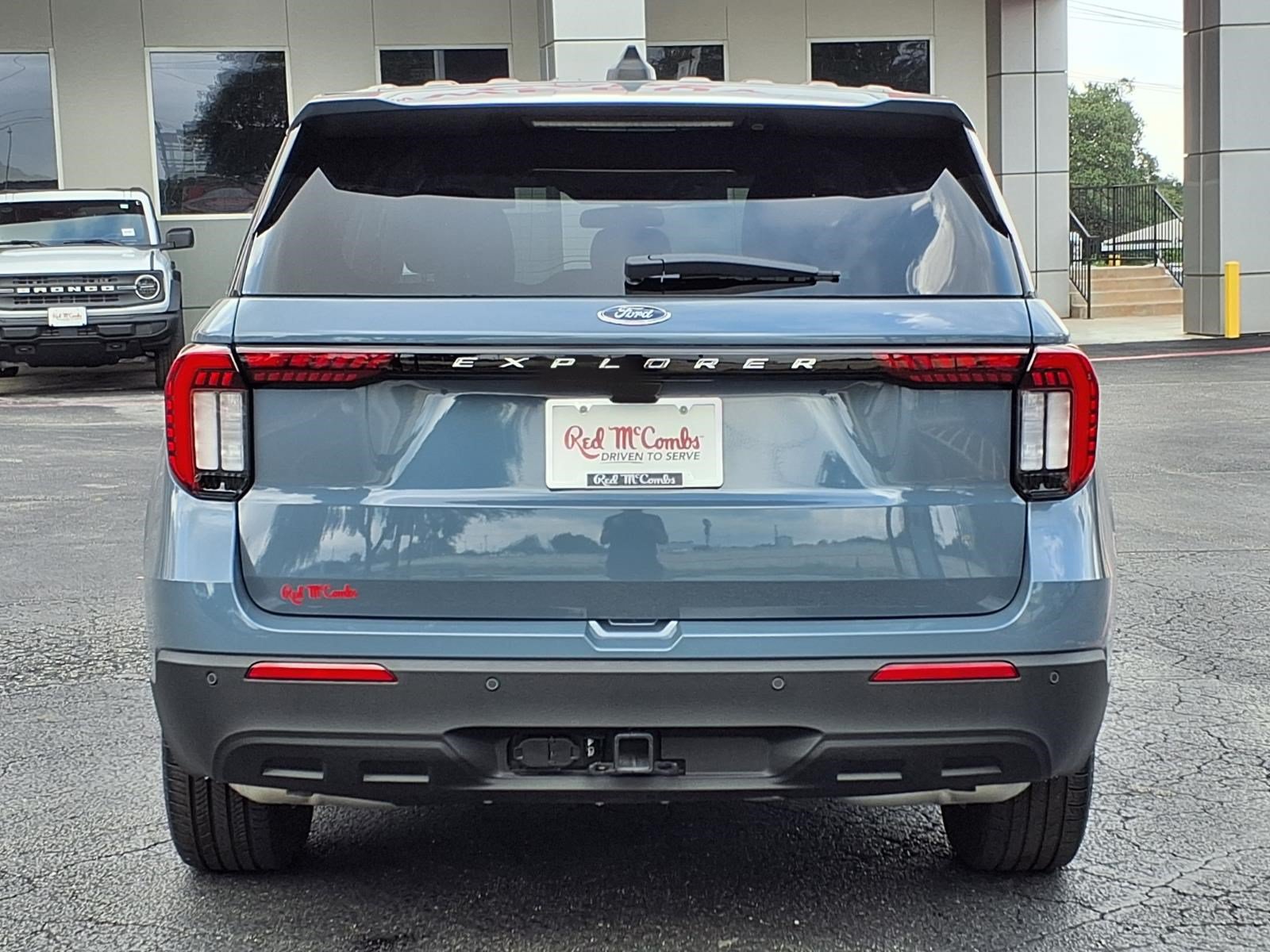 Certified 2026 Ford Explorer Active RWD image 7