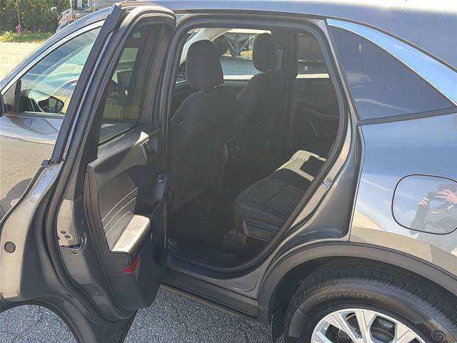 Certified 2023 Ford Escape Active AWD/4WD image 26