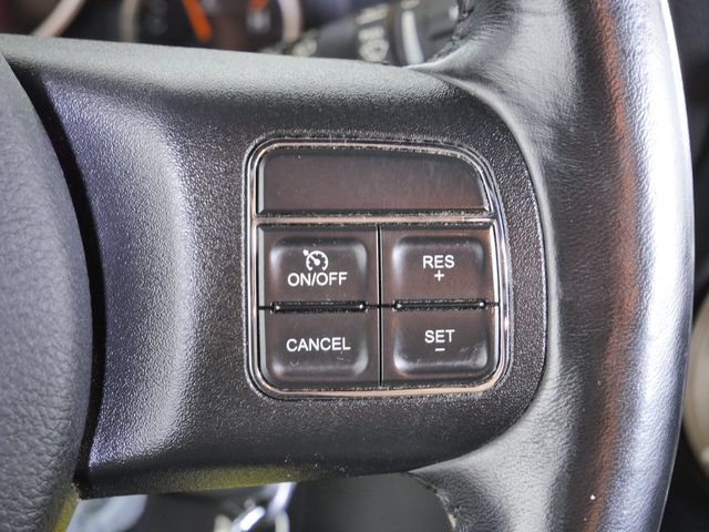 Used 2017 Jeep Wrangler Unlimited Sahara AWD/4WD image 28