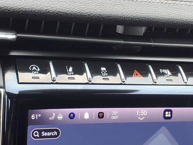 Used 2023 Jeep Grand Cherokee L Limited AWD/4WD image 18