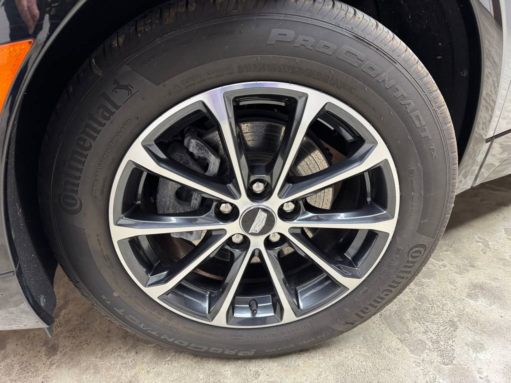 Used 2024 Cadillac XT4 Sport FWD image 32