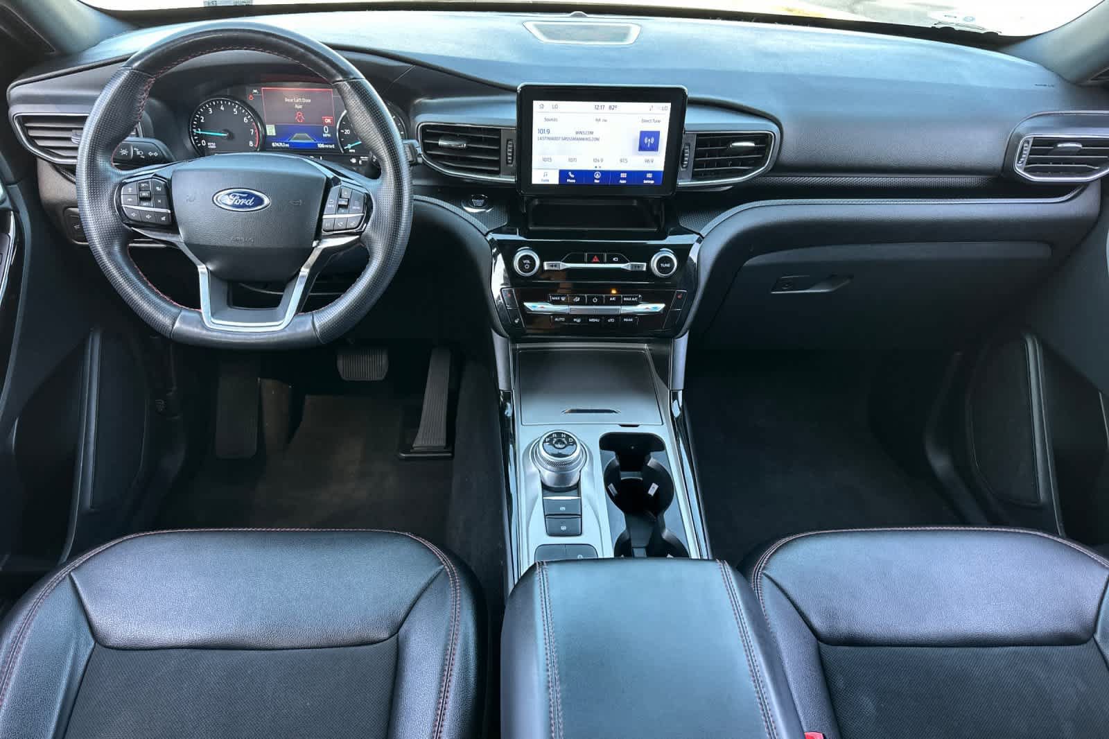 Certified 2022 Ford Explorer ST-Line RWD image 3