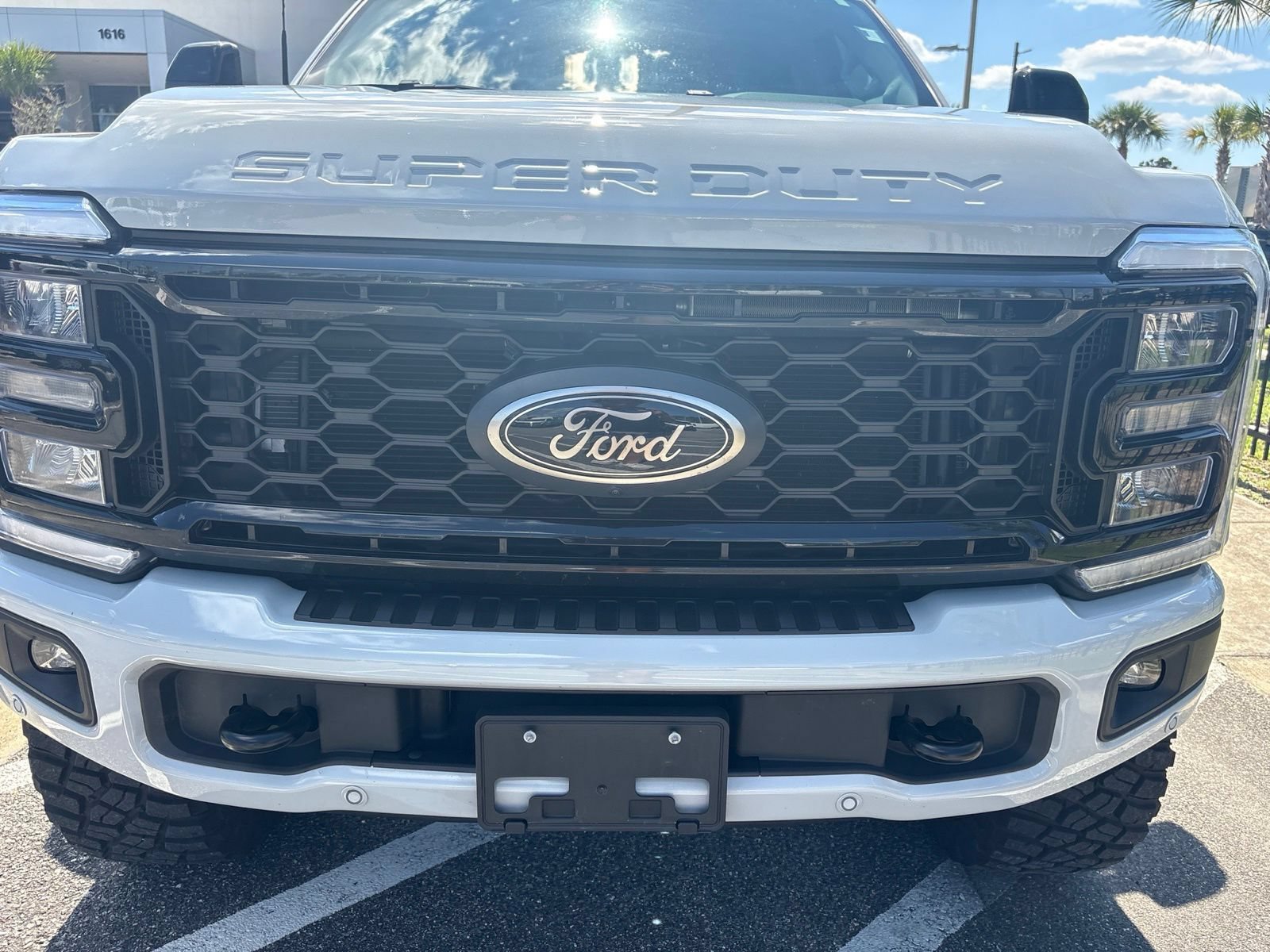 Certified 2025 Ford F250 Lariat w/ Lariat Ultimate Package AWD/4WD image 11