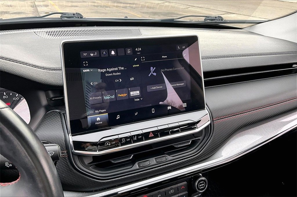 Used 2022 Jeep Compass Trailhawk w/ Trailhawk Convenience Group image 31