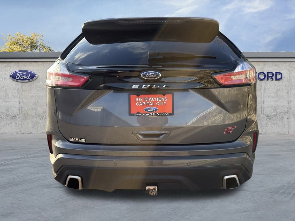 Certified 2024 Ford Edge ST w/ Equipment Group 401A image 4