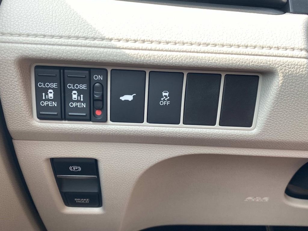 Used 2025 Honda Odyssey EX-L image 34